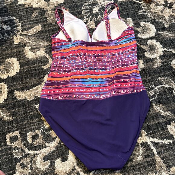 Jantzen One Piece Swimsuit - Picture 3 of 10